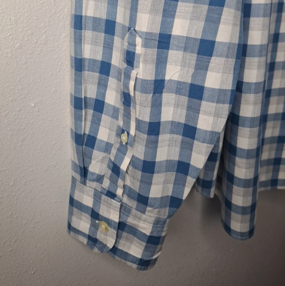 J. Crew Men's Shirt Button-up Blue Cream Business Casual Long Slv Lightweight L
